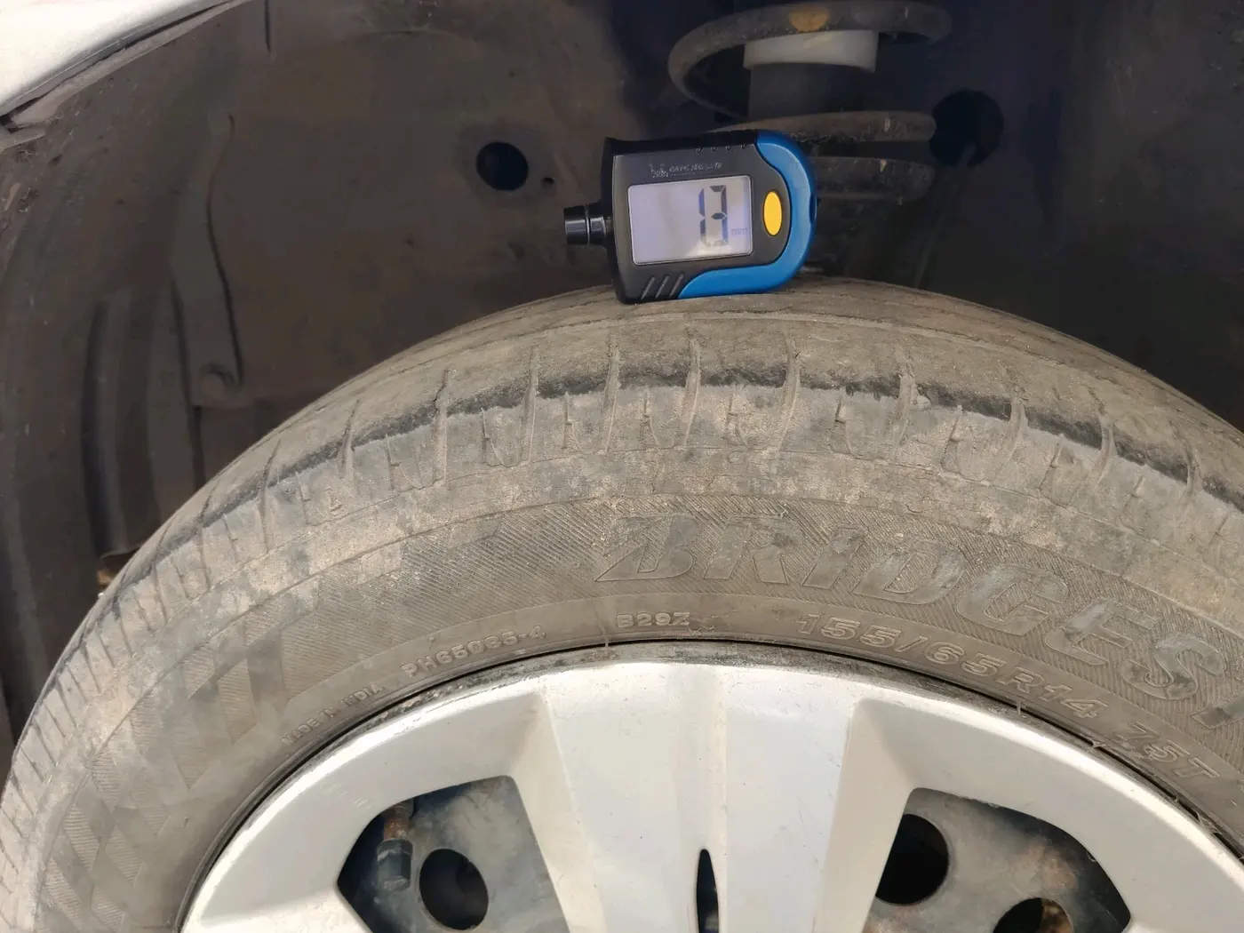 2012 Maruti Wagon R 1.0 VXI, Petrol, Manual, 89,450 km, tyre