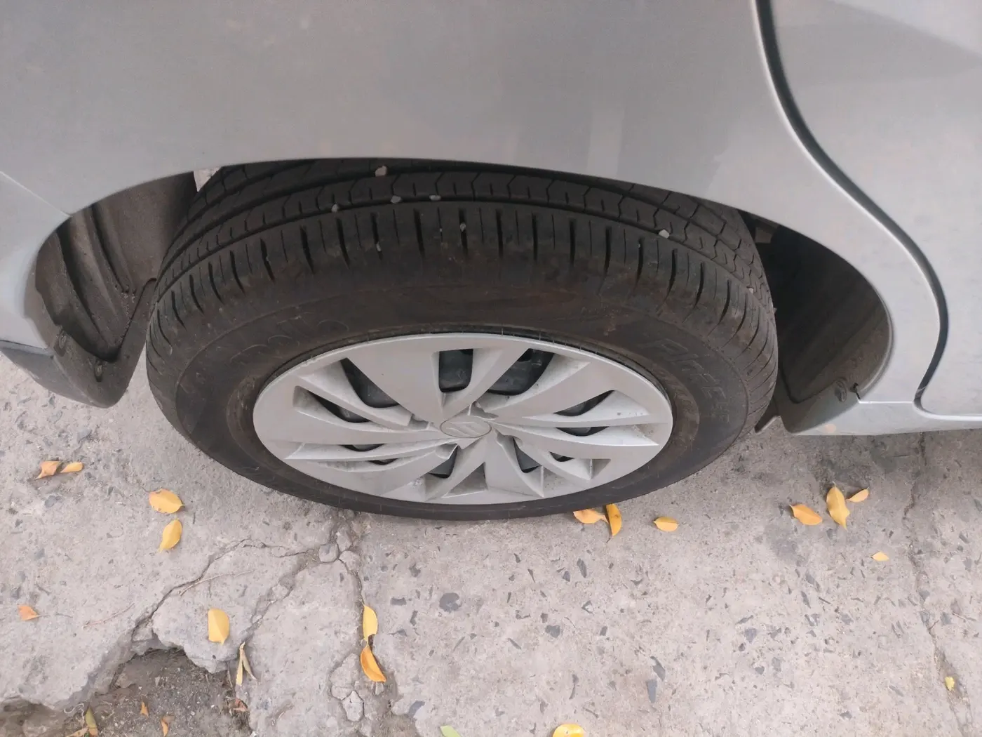 2026 Maruti Baleno DELTA PETROL 1.2, Petrol, Manual, 4,205 km, tyre