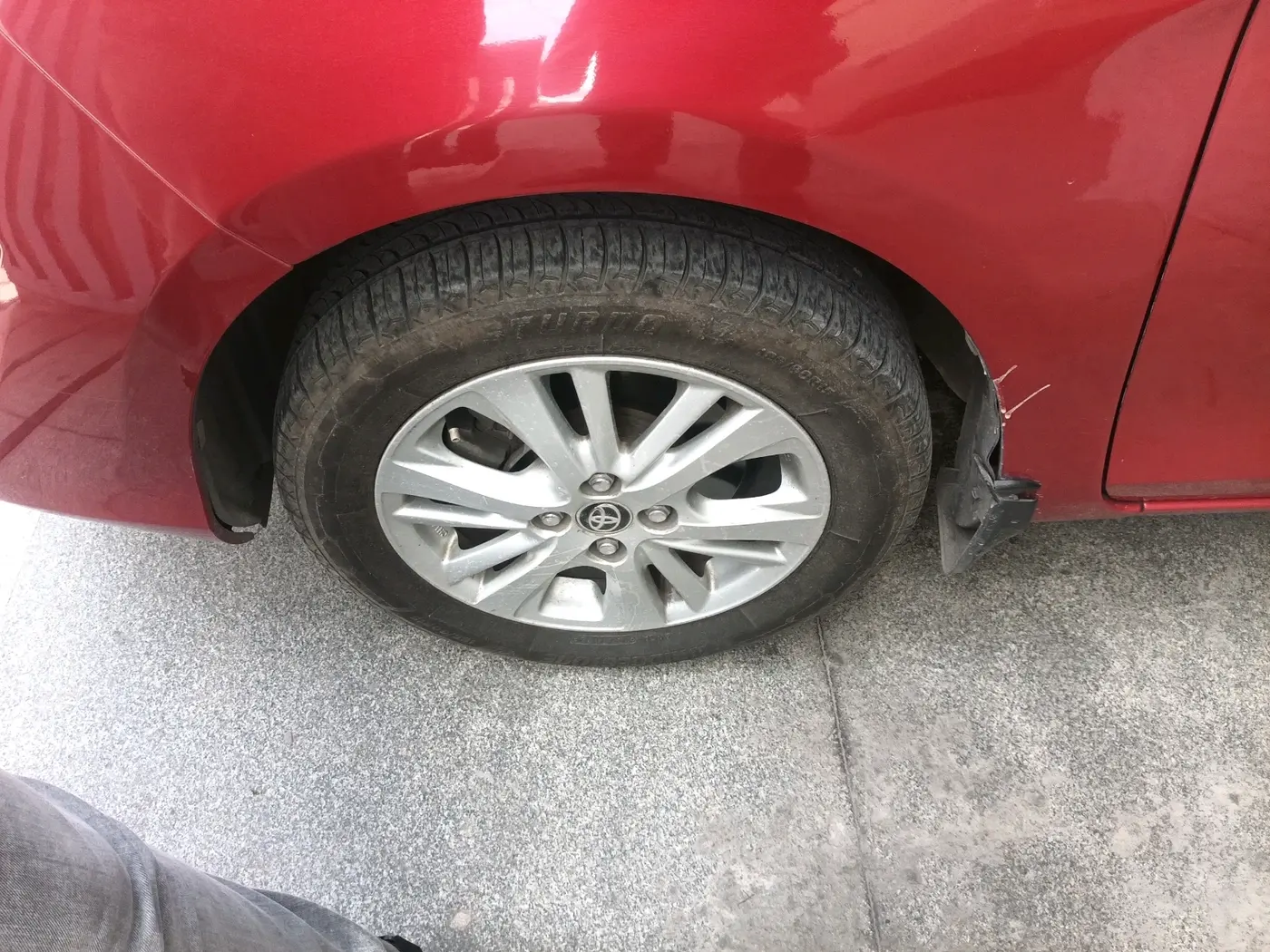 2018 Toyota YARIS V MT, Petrol, Manual, 67,665 km, tyre