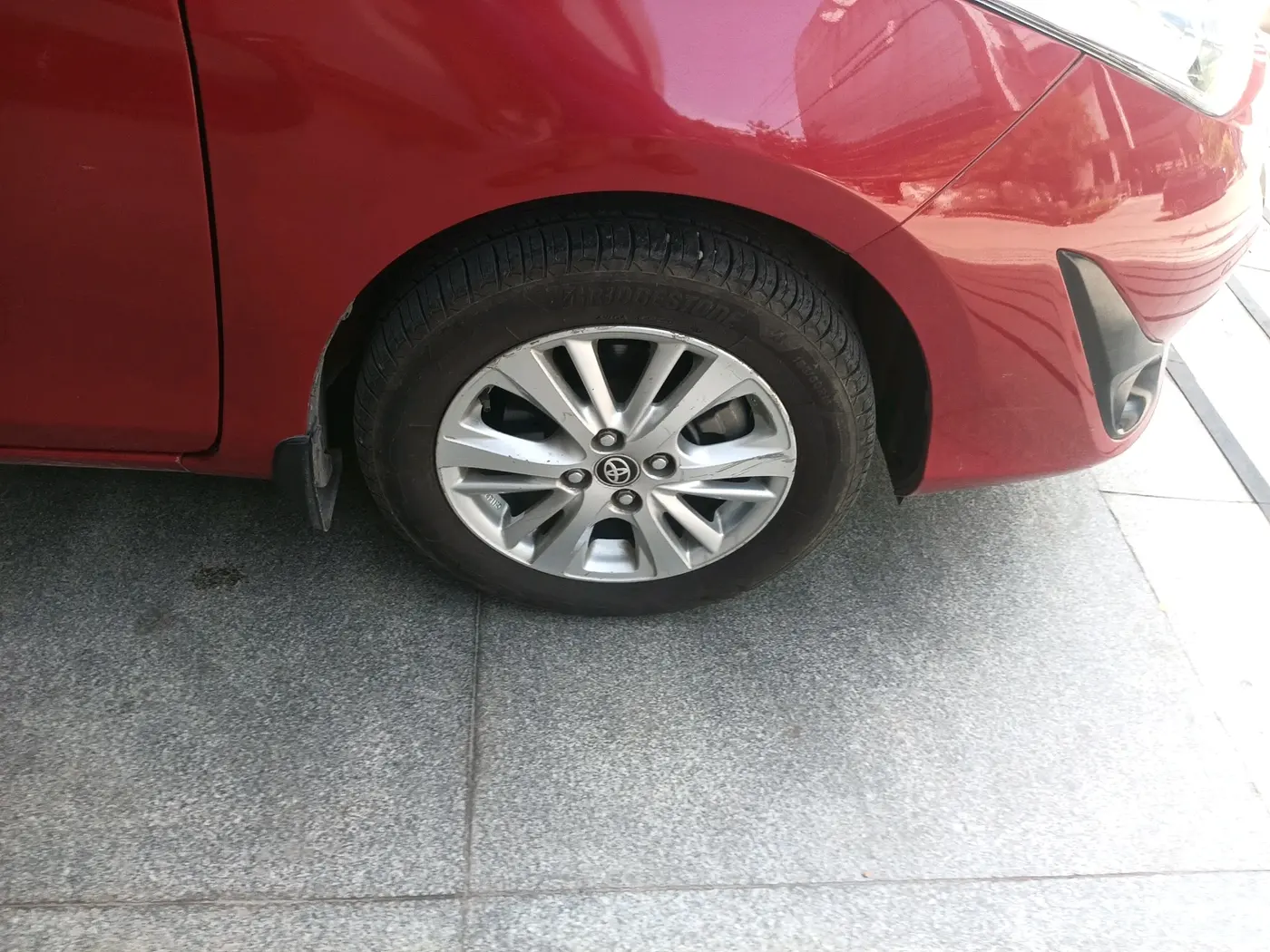 2018 Toyota YARIS V MT, Petrol, Manual, 67,665 km, tyre