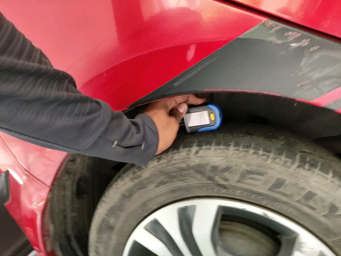 2018 Tata Tiago XZ PETROL, Petrol, Manual, 69,014 km, tyre