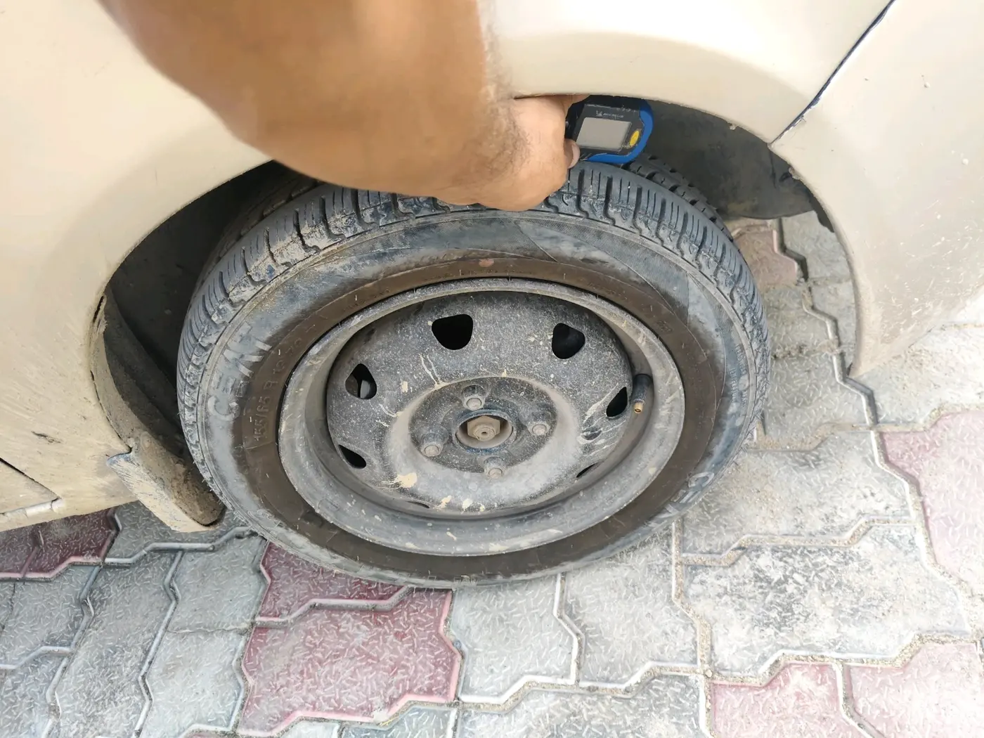 2013 Maruti Alto K10 VXI, Petrol, Manual, 38,203 km, tyre