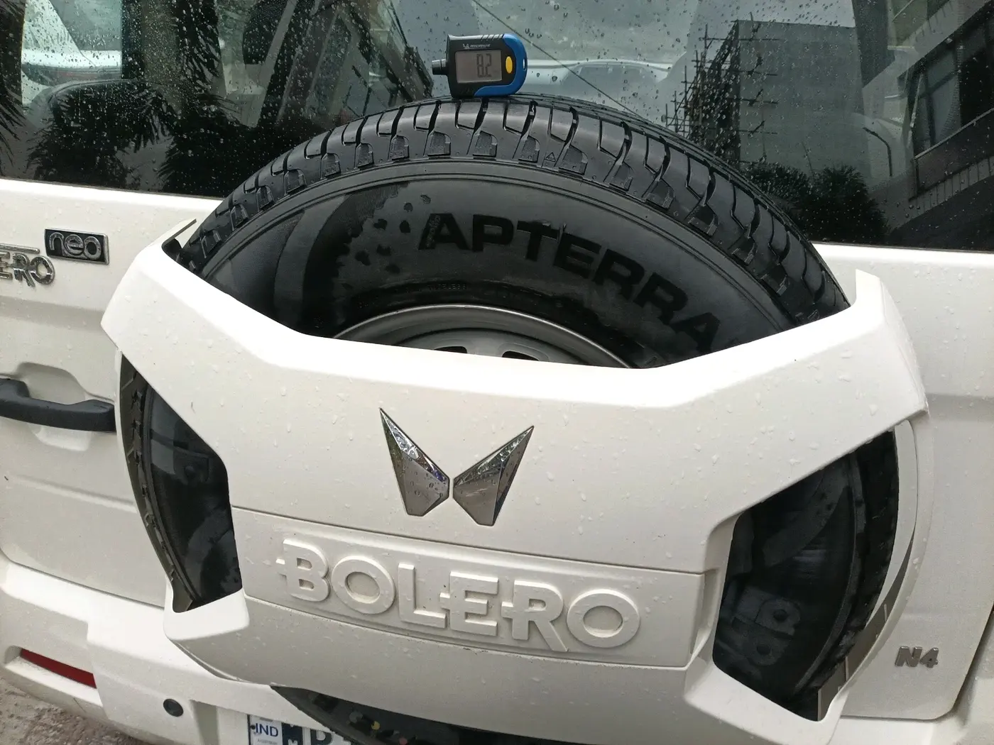 2024 Mahindra BOLERO NEO N 4, Diesel, Manual, 49,564 km, tyre