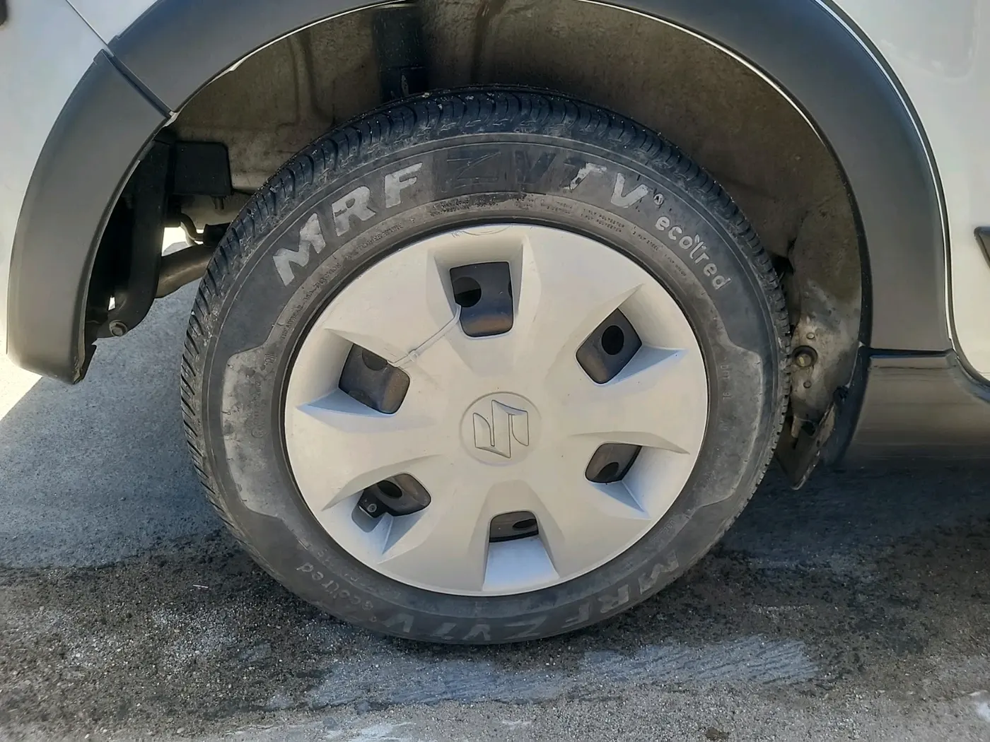 2023 Maruti New Wagon-R VXI 1.0, Petrol, Manual, 14,817 km, tyre