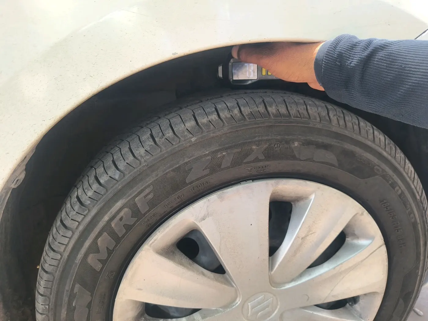 2017 Maruti Ertiga VDI SHVS, Diesel, Manual, 68,477 km, tyre