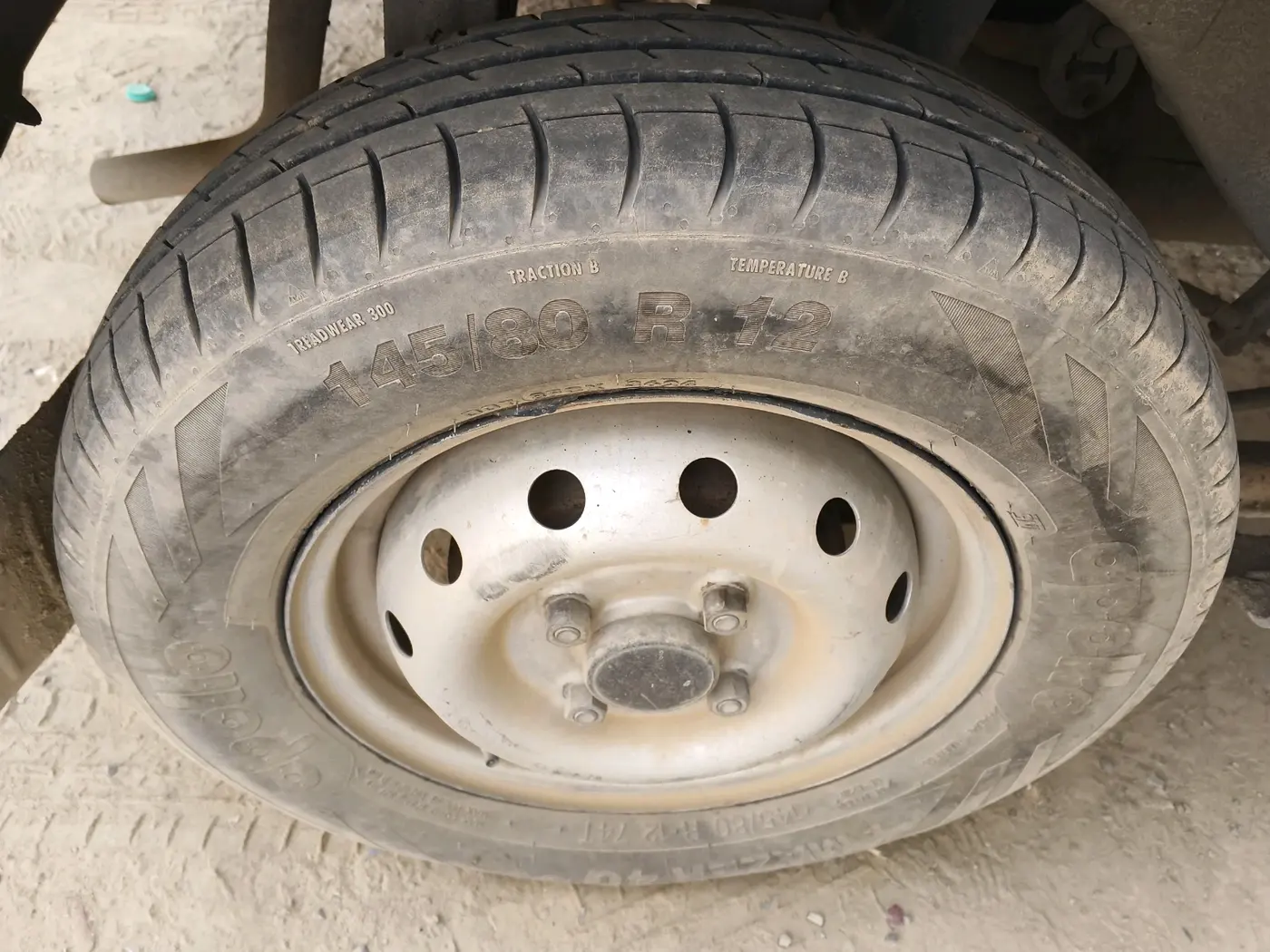 2012 Maruti Alto LX, Petrol, Manual, 27,397 km, tyre