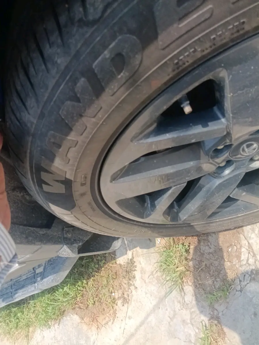 2023 Tata Safari XT PLUS, Diesel, Manual, 51,179 km, tyre