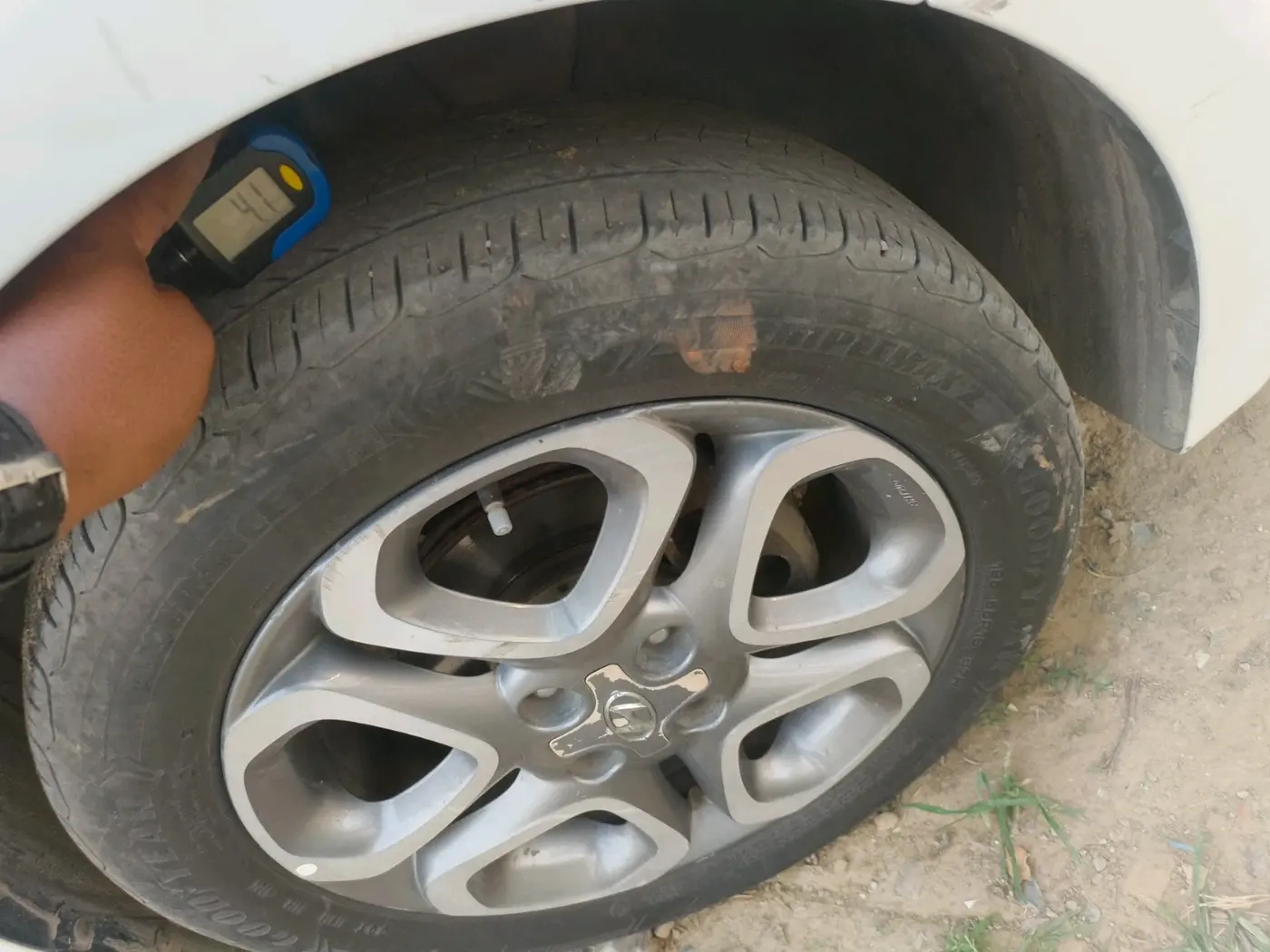 2019 Hyundai Elite i20 ASTA 1.2 (O), Petrol, Manual, 1,06,823 km, tyre
