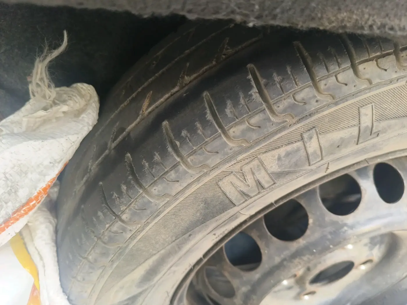 2016 Maruti Alto 800 LXI, CNG, Manual, 71,894 km, tyre
