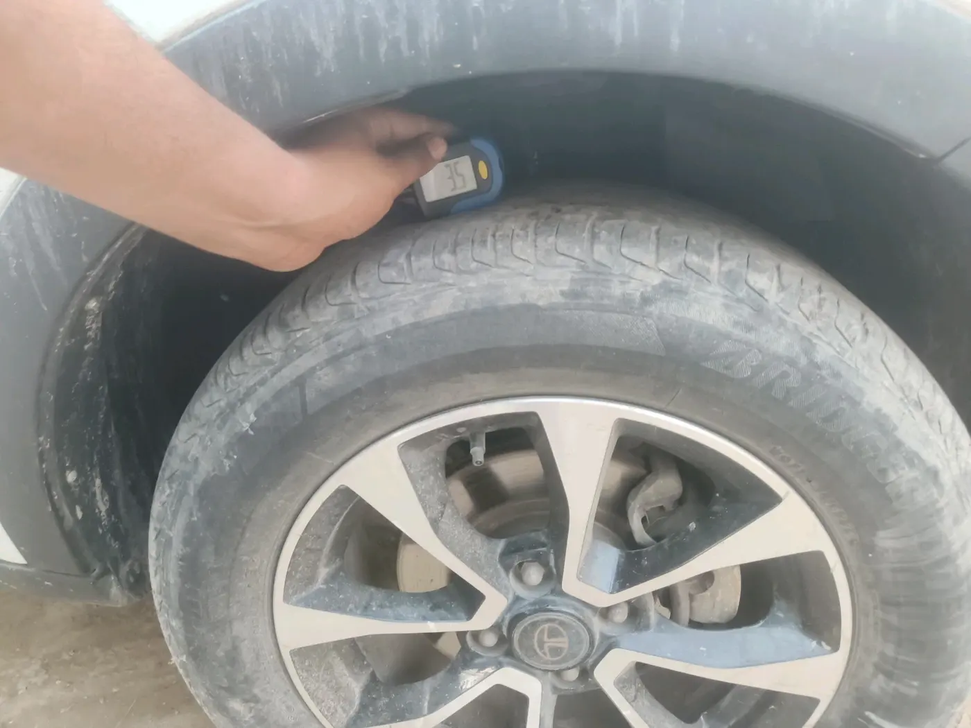 2020 Tata NEXON XZ PLUS PETROL, Petrol, Manual, 62,961 km, tyre