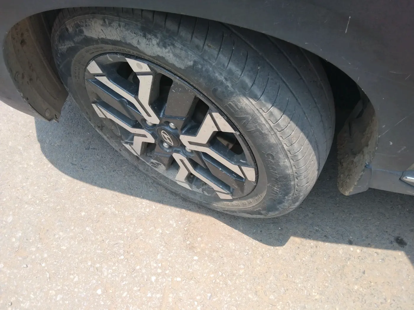 2024 Hyundai EXTER SX(O), Petrol, Manual, 41,394 km, tyre