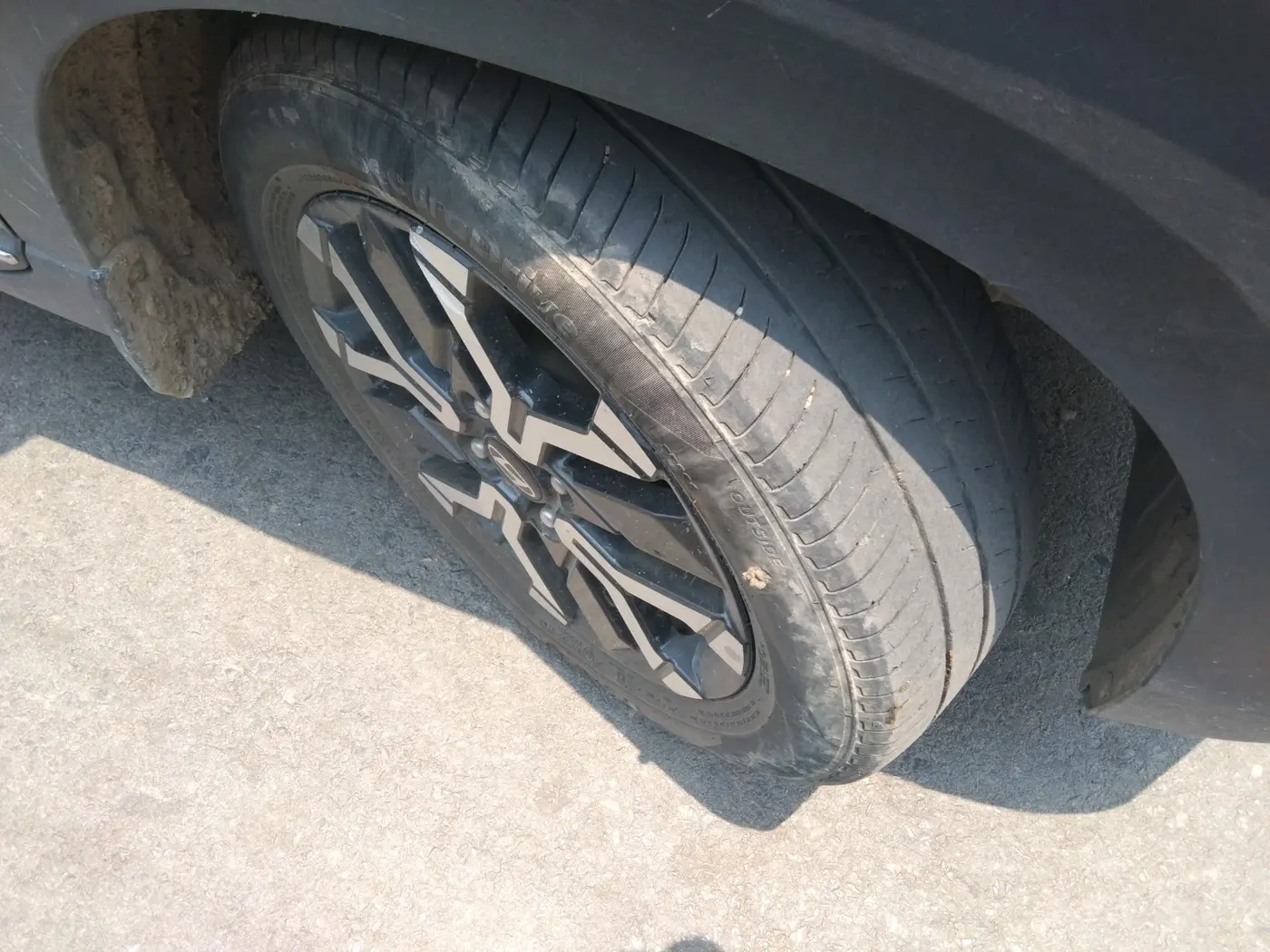 2024 Hyundai EXTER SX(O), Petrol, Manual, 41,394 km, tyre