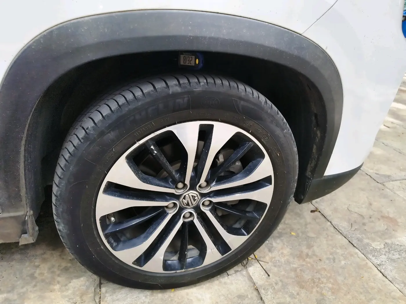 2021 MG HECTOR PLUS SELECT 2.0 DIESEL TURBO MT 7-STR, Diesel, Manual, 71,408 km, tyre
