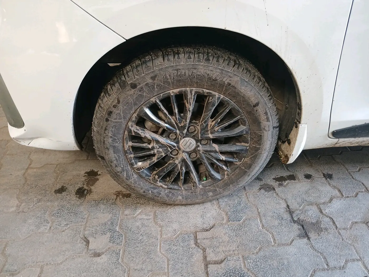2020 Maruti Ertiga VXI SHVS, Petrol, Manual, 85,650 km, tyre