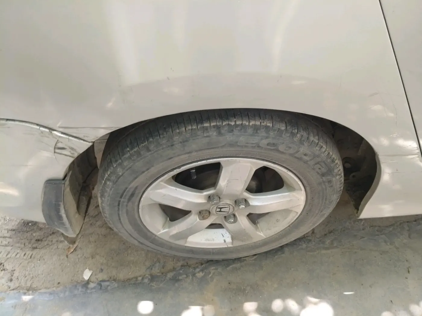 2011 Honda City 1.5L I-VTEC S MT, CNG, Manual, 1,03,336 km, tyre