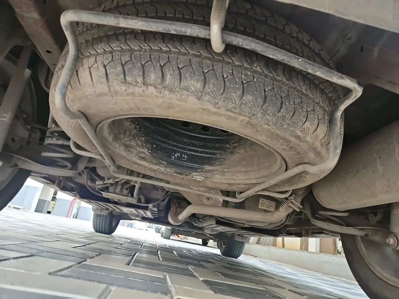 2023 Maruti Grand Vitara ALPHA PLUS HYBRID ECVT DUAL TONE , Hybrid, Automatic, 29,624 km, tyre