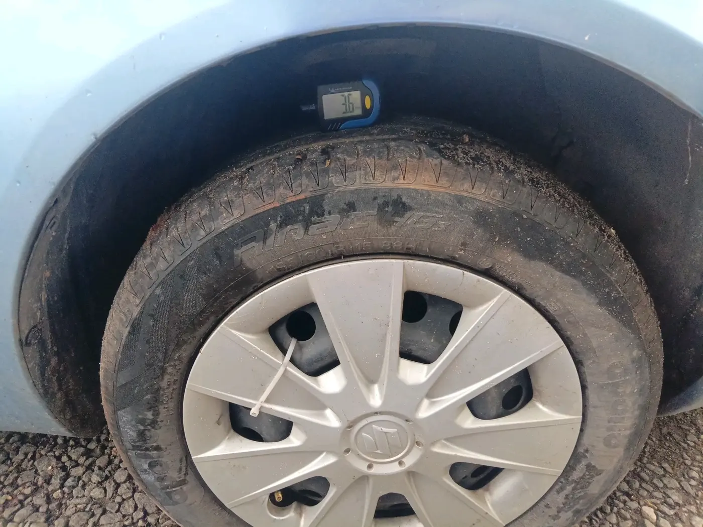 2011 Maruti SX4 VDI, Diesel, Manual, 2,17,933 km, tyre