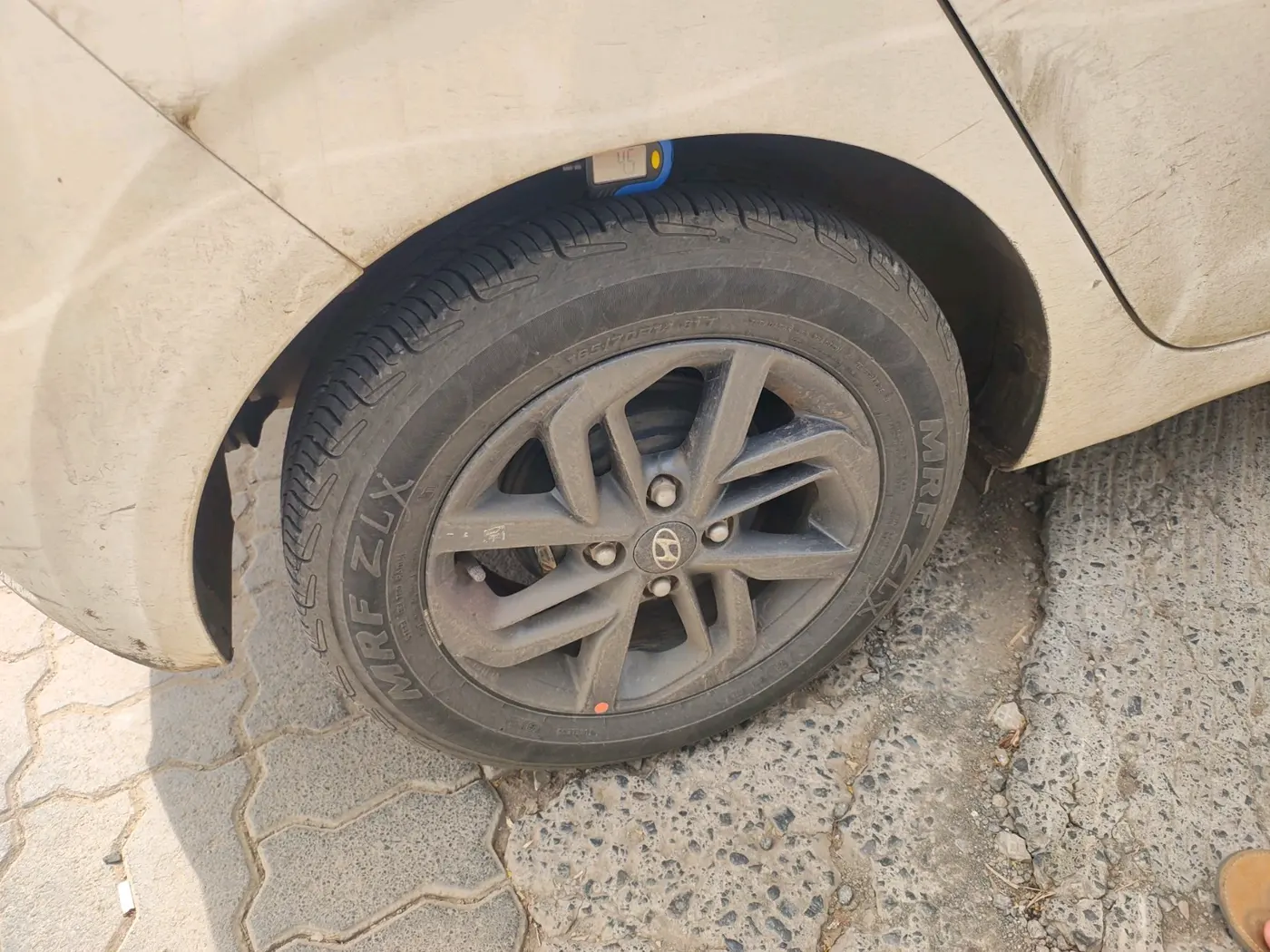 2022 Hyundai GRAND I10 NIOS SPORTZ 1.2 KAPPA VTVT CNG, CNG, Manual, 1,38,908 km, tyre
