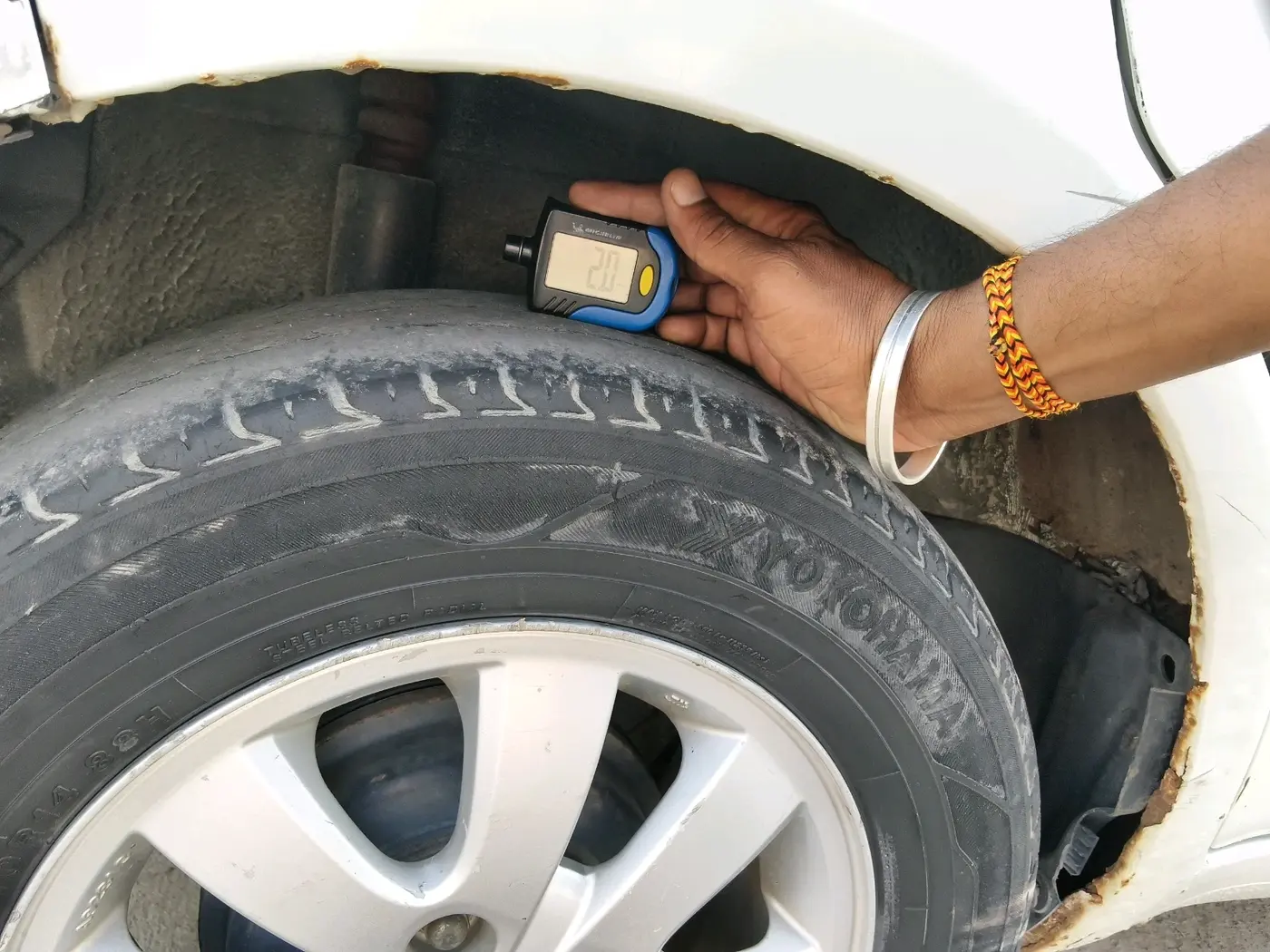 2015 Maruti Ritz ZDI, Diesel, Manual, 1,37,556 km, tyre