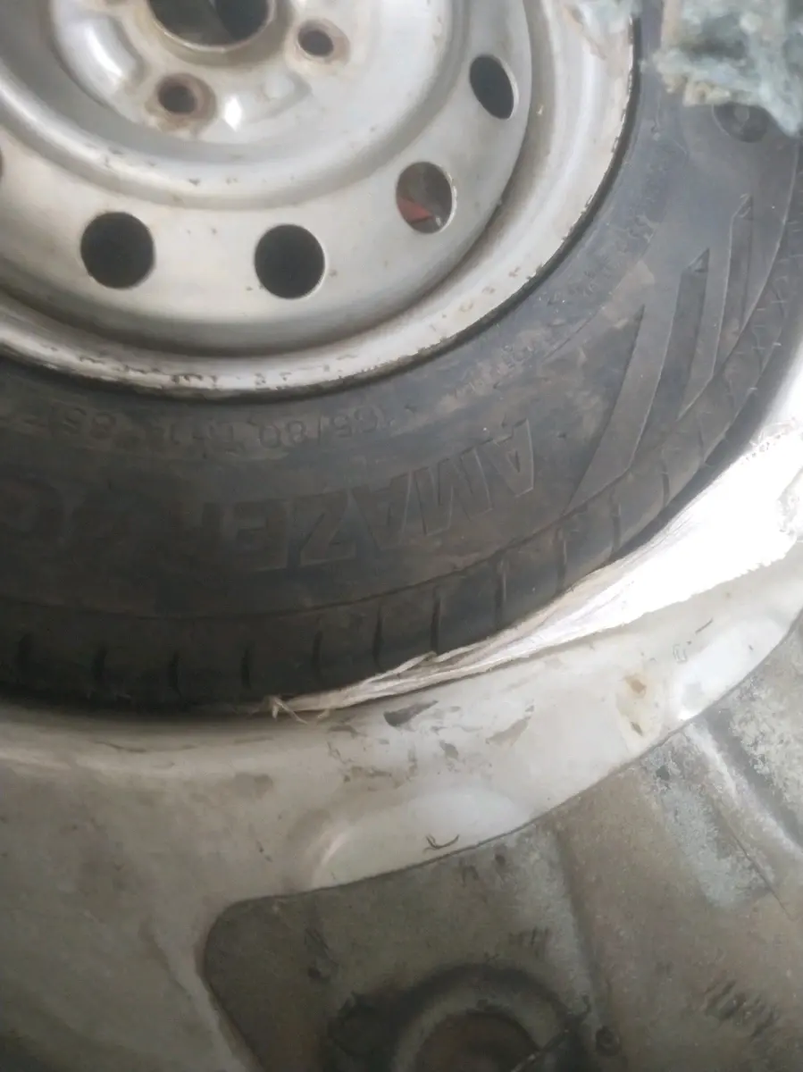 2015 Maruti Ritz LDI, Diesel, Manual, 1,60,675 km, tyre