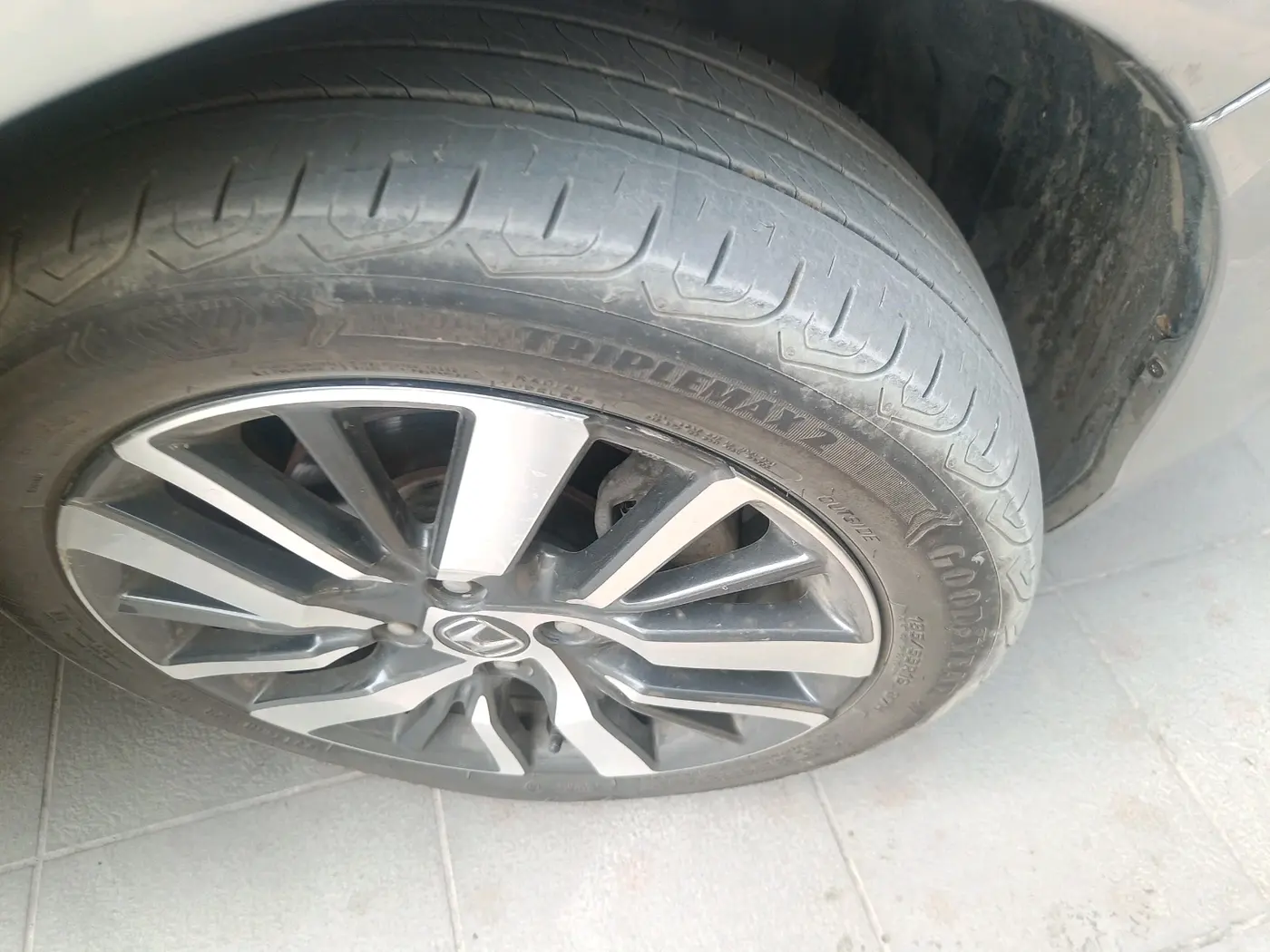 2020 Honda City 1.5L I-VTEC ZX, Petrol, Manual, 71,729 km, tyre