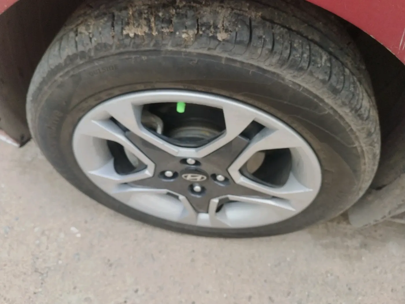 2025 Hyundai NEW I20 SPORTZ 1.2 MT, Petrol, Manual, 11,139 km, tyre