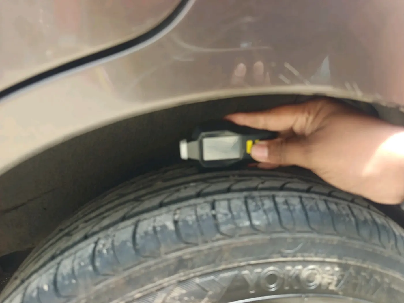 2018 Maruti Wagon R 1.0 LXI CNG, CNG, Manual, 1,35,090 km, tyre