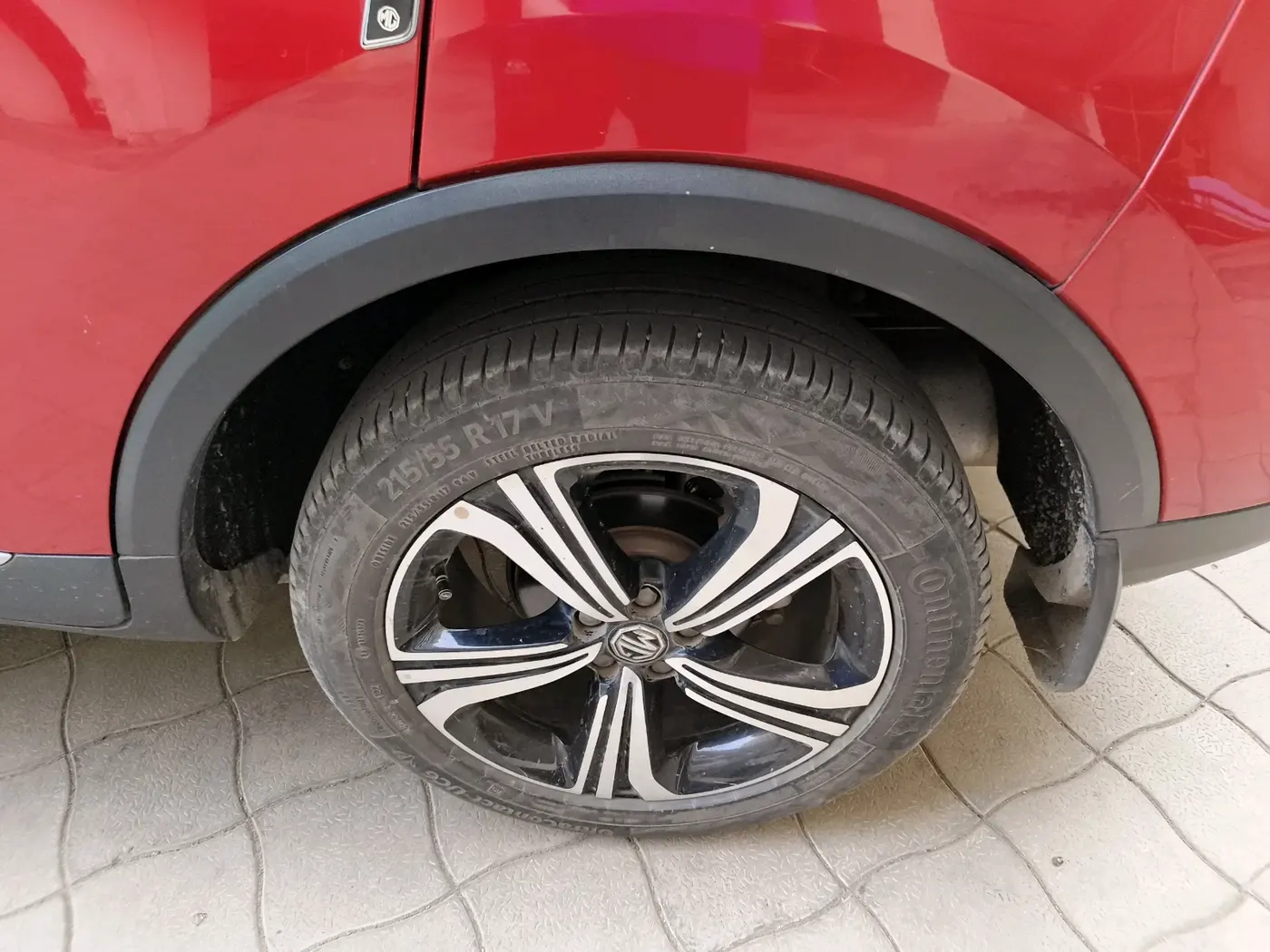 2022 MG ASTOR SHARP EX 1.5 MT, Petrol, Manual, 38,035 km, tyre
