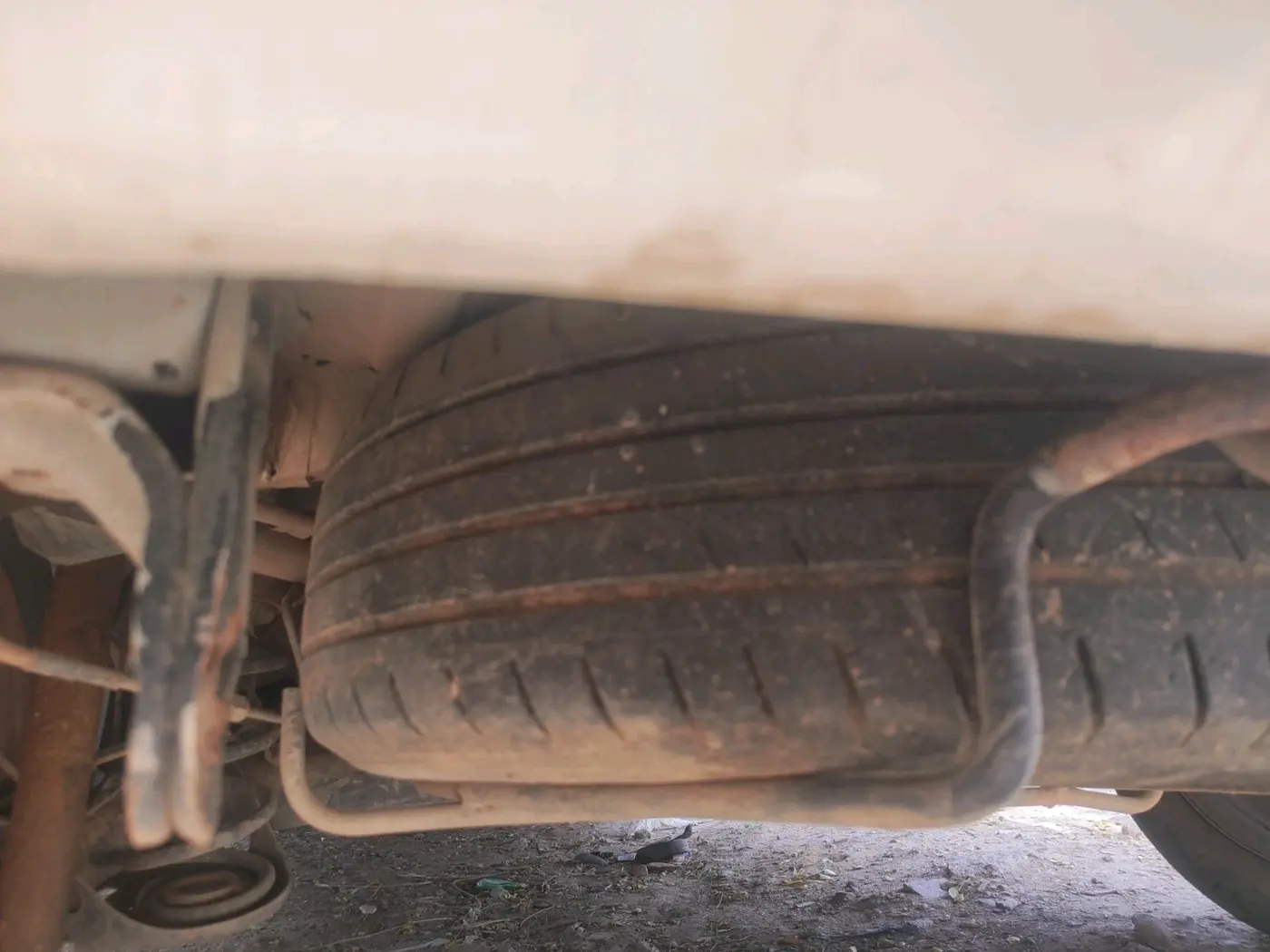 2017 Maruti Ertiga VXI CNG, CNG, Manual, 96,592 km, tyre