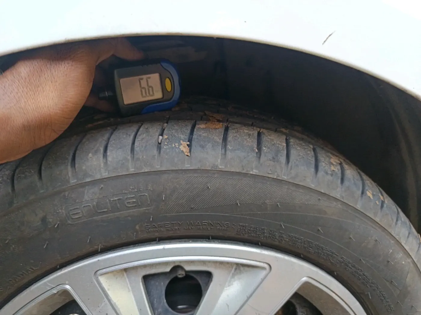 2023 Tata ALTROZ XM PLUS PETROL, Petrol, Manual, 68,935 km, tyre