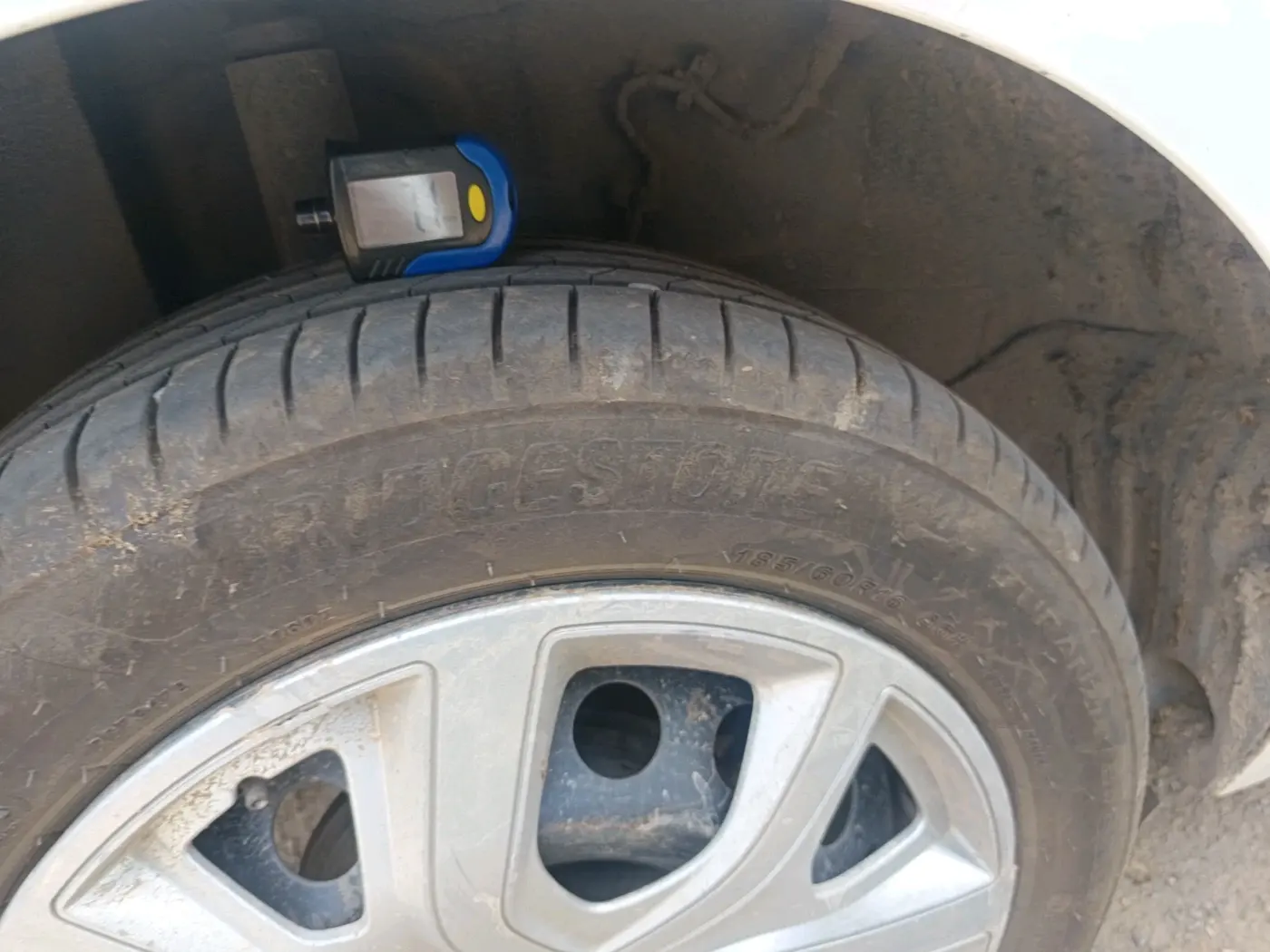 2023 Tata ALTROZ XM PLUS PETROL, Petrol, Manual, 68,935 km, tyre