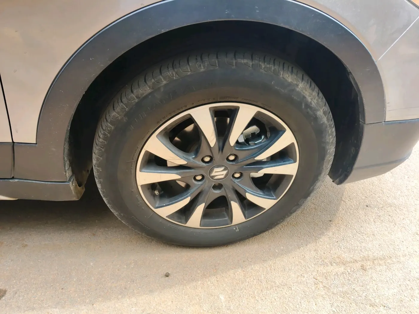 2020 Maruti S Cross ZETA 1.5, Petrol, Manual, 1,49,577 km, tyre