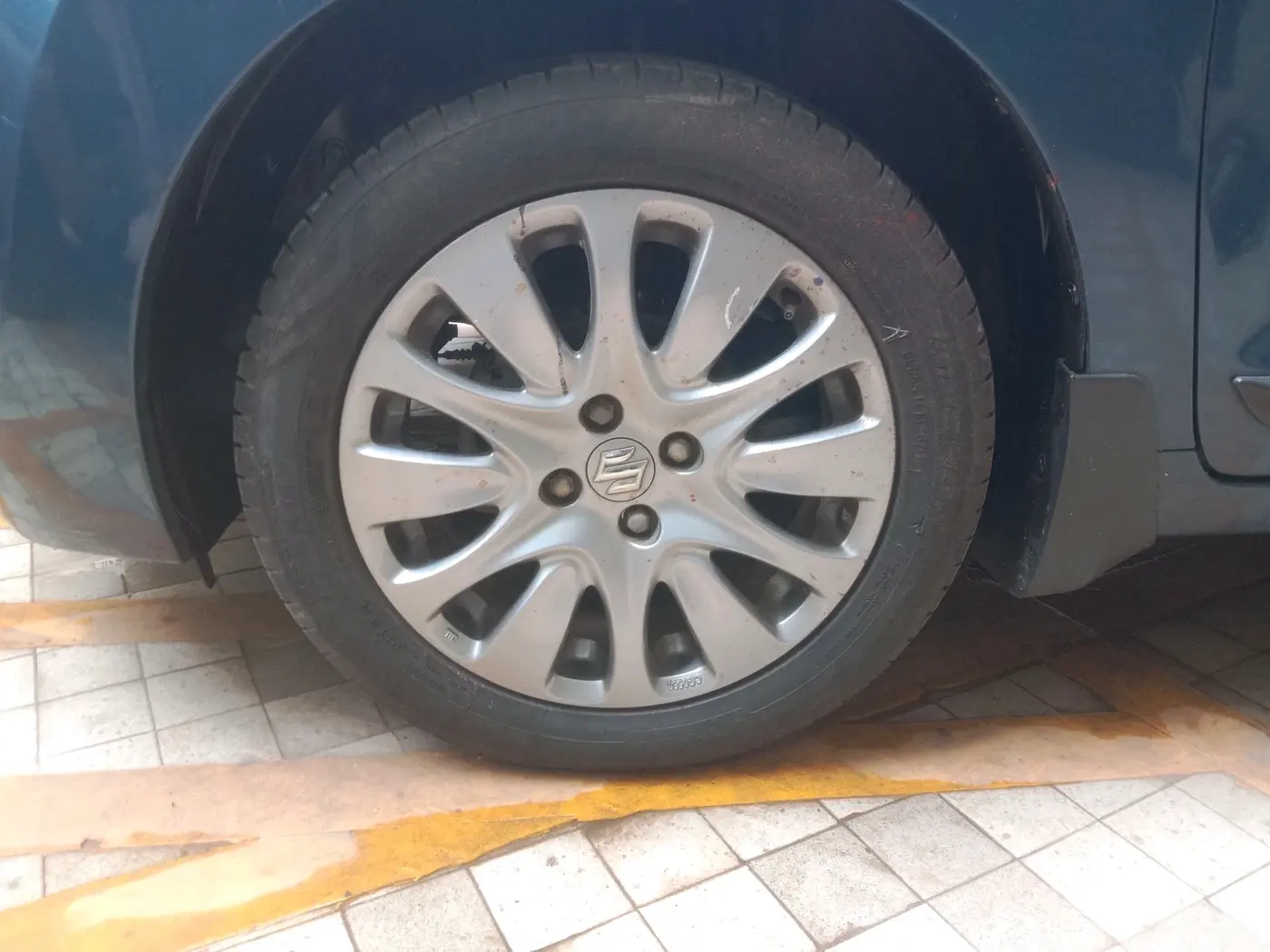 2017 Maruti Baleno ALPHA PETROL 1.2, Petrol, Manual, 20,987 km, tyre