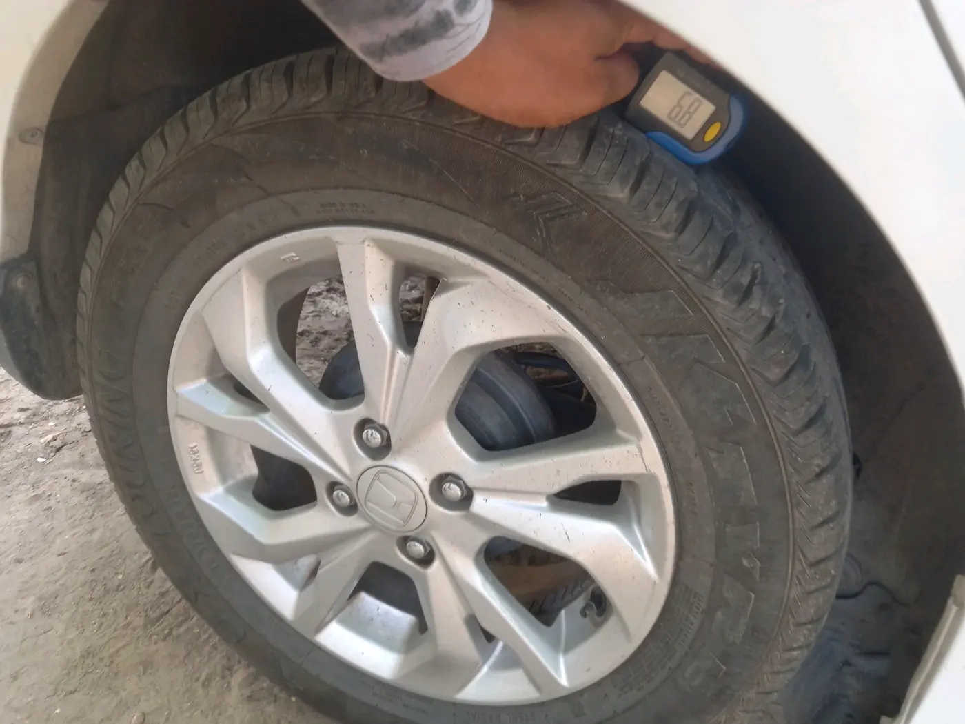 2019 Honda Amaze 1.2L I-VTEC VX, Petrol, Manual, 69,413 km, tyre