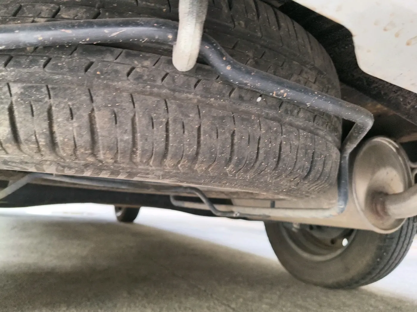 2021 Maruti Ertiga VXI CNG, CNG, Manual, 44,447 km, tyre