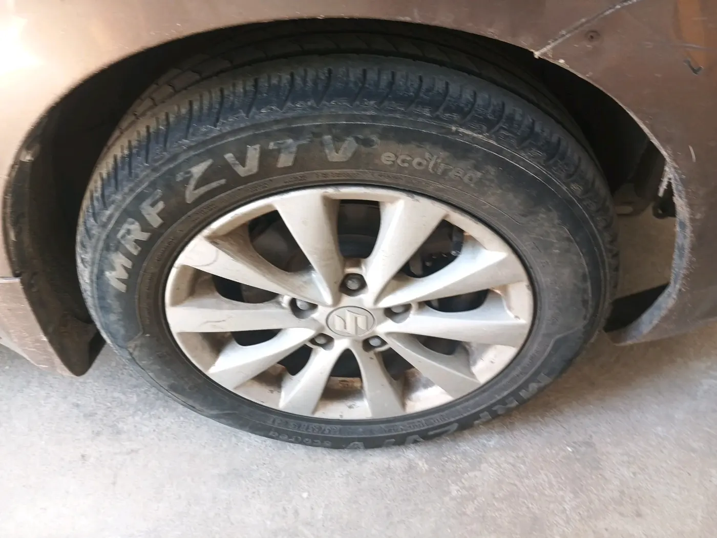 2014 Maruti Ertiga ZDI, Diesel, Manual, 1,71,474 km, tyre