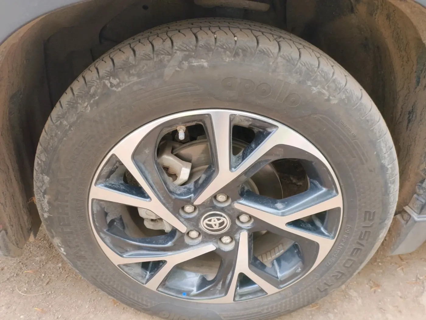2025 Toyota URBAN CRUISER HYRYDER V HYBRID, Hybrid, Automatic, 26,683 km, tyre