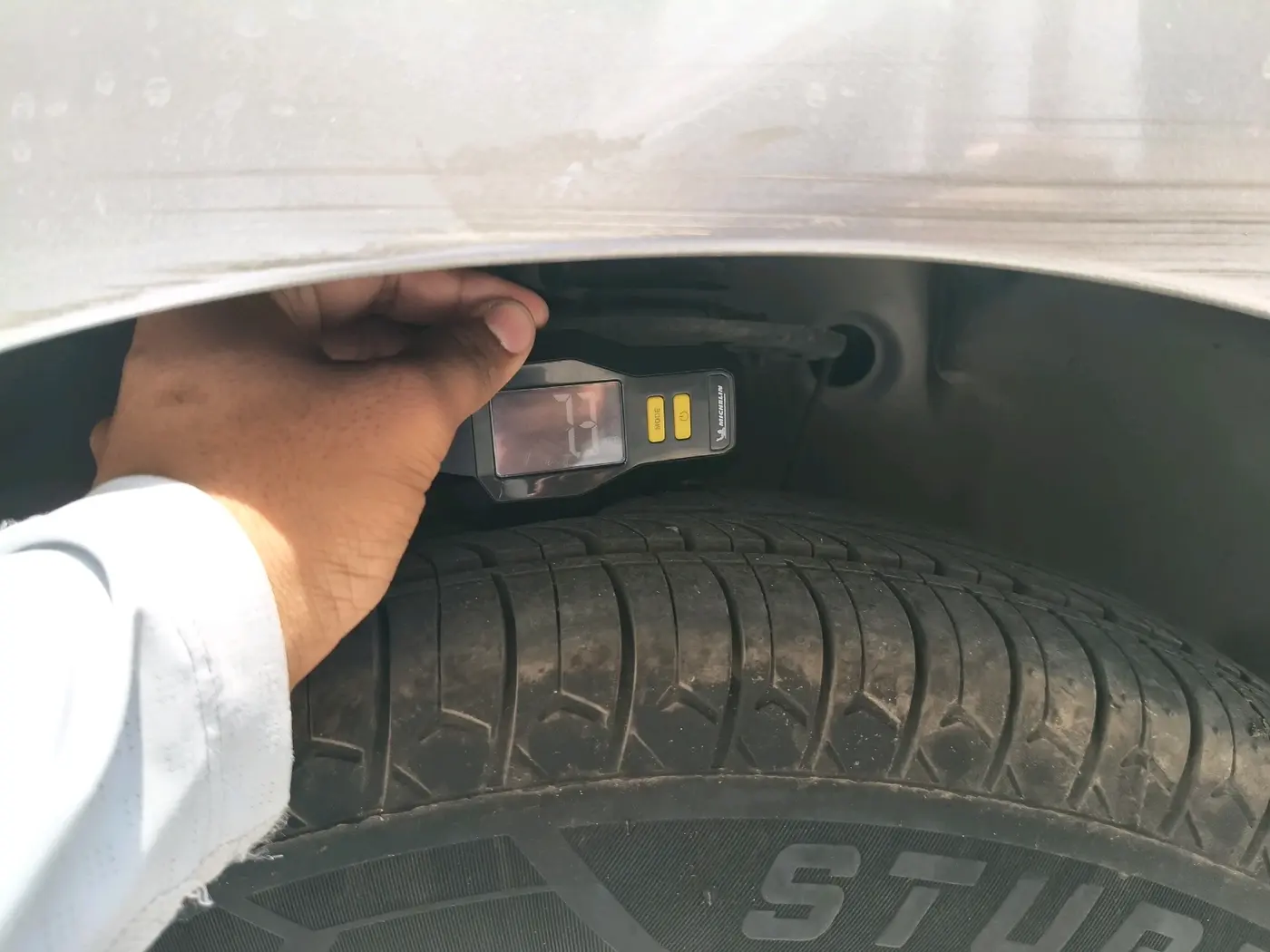 2020 Maruti Dzire VXI, Petrol, Manual, 61,660 km, tyre