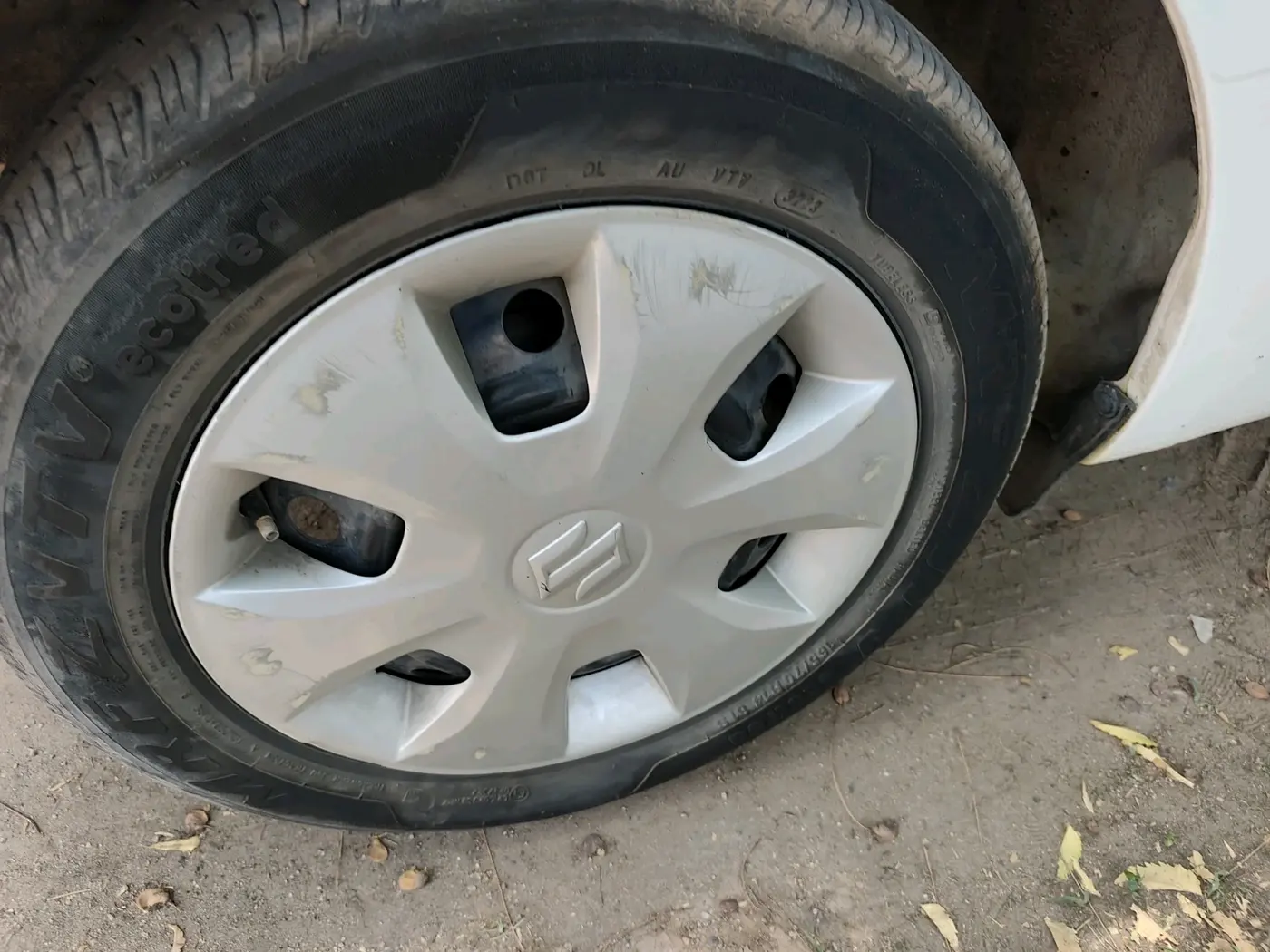 2020 Maruti New Wagon-R VXI 1.2 AMT, CNG, Automatic, 1,62,005 km, tyre