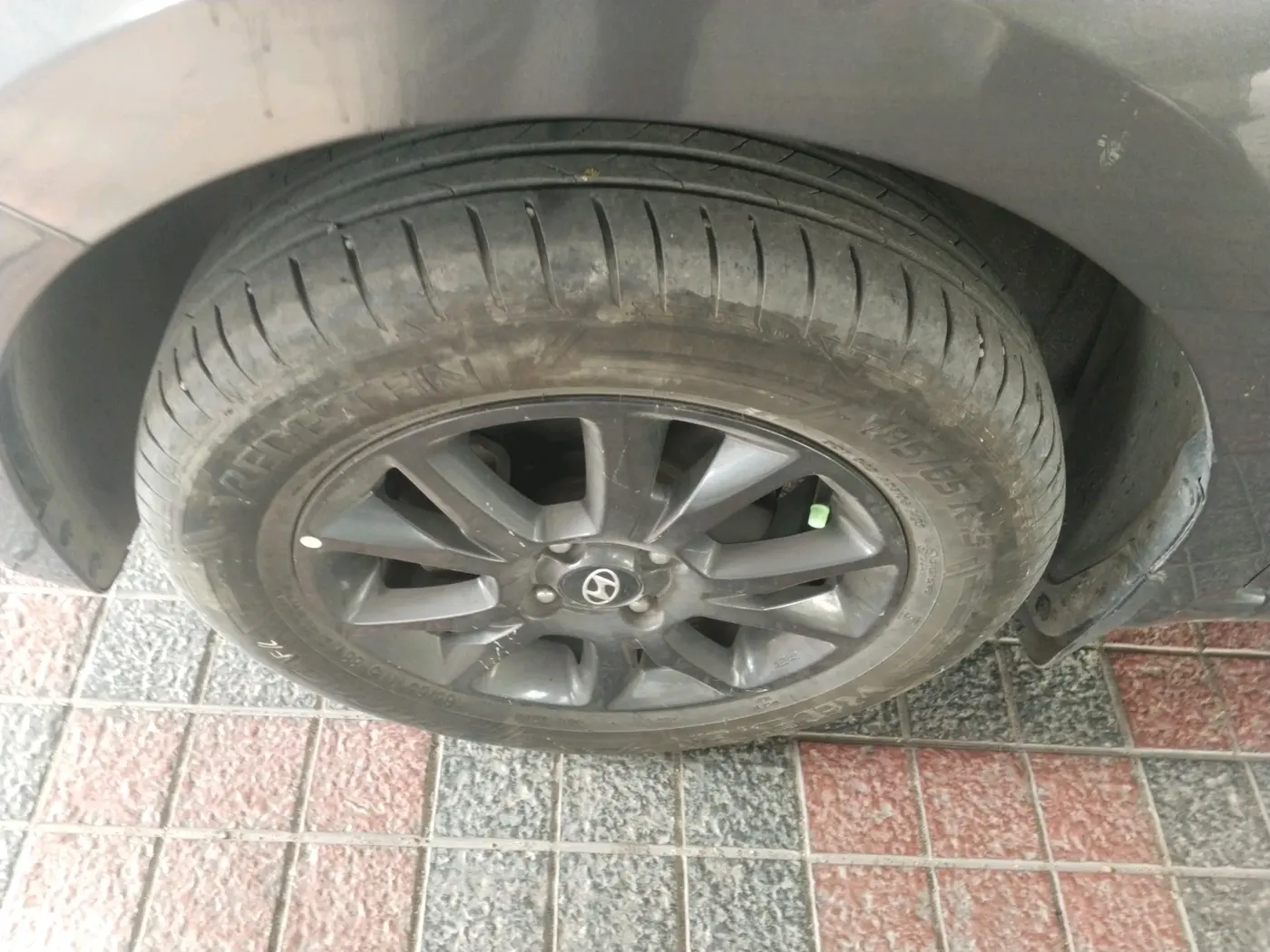 2019 Hyundai Elite i20 SPORTZ PLUS  1.2 CVT, Petrol, Automatic, 93,518 km, tyre