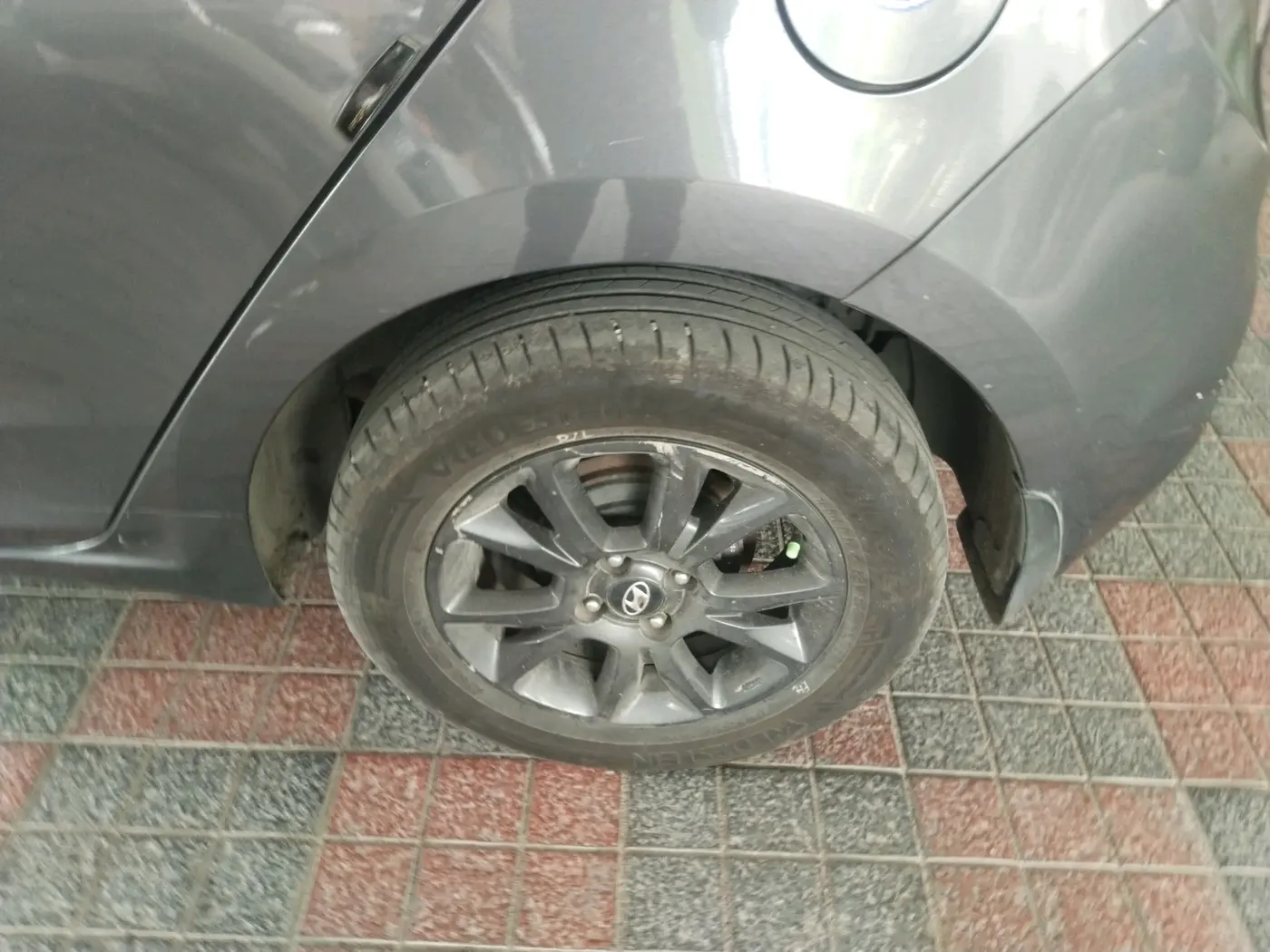 2019 Hyundai Elite i20 SPORTZ PLUS  1.2 CVT, Petrol, Automatic, 93,518 km, tyre