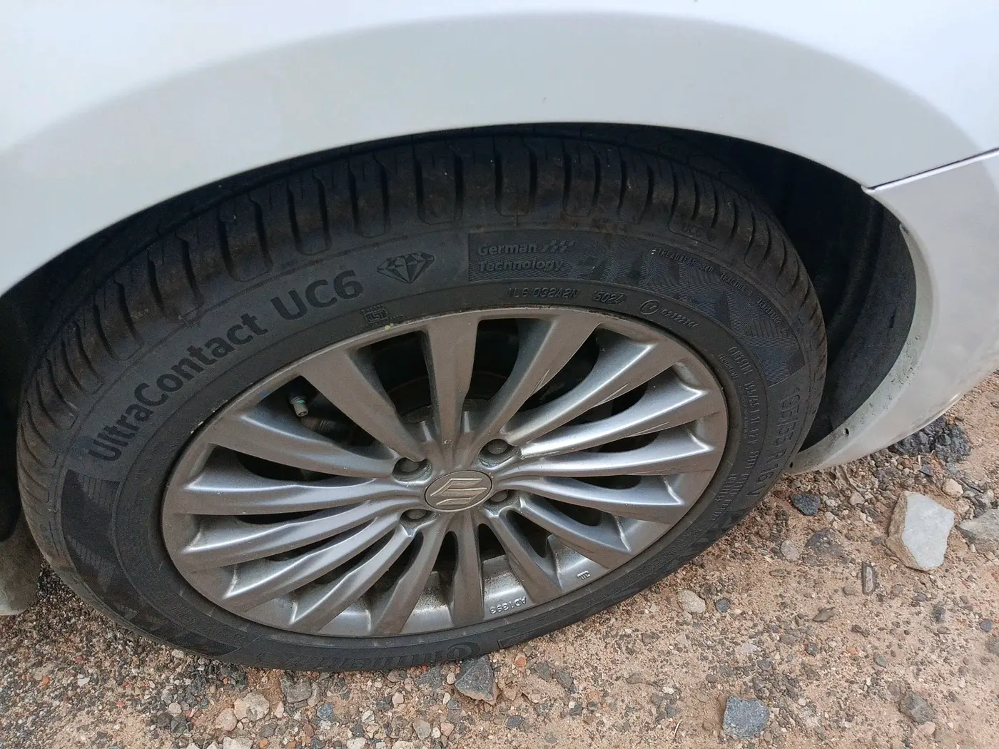 2017 Maruti Ciaz ALPHA 1.4 PETROL, Petrol, Manual, 80,144 km, tyre
