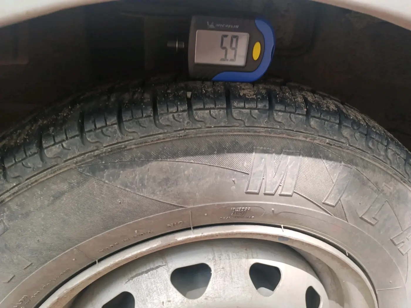 2018 Tata Tiago XM PETROL, CNG, Manual, 56,873 km, tyre