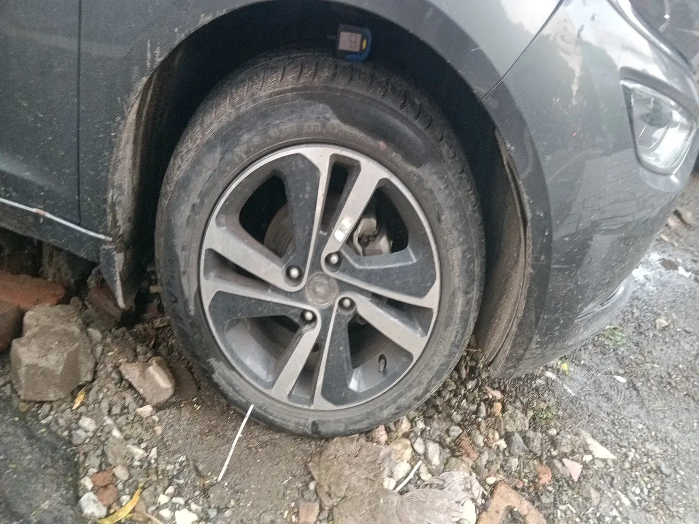 2022 Tata ALTROZ XZ PETROL, Petrol, Manual, 20,511 km, tyre