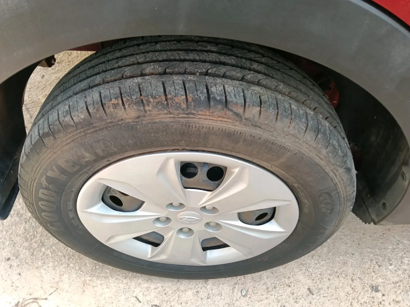 2016 Hyundai Creta BASE 1.6 PETROL, Petrol, Manual, 5,671 km, tyre