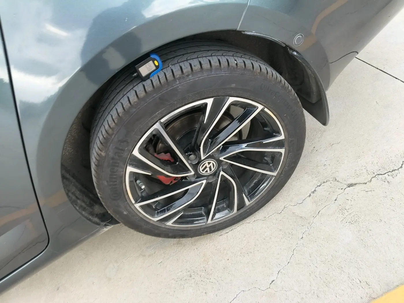 2019 Skoda Octavia L&K 1.8 TSI AT, Petrol, Automatic, 1,22,755 km, tyre