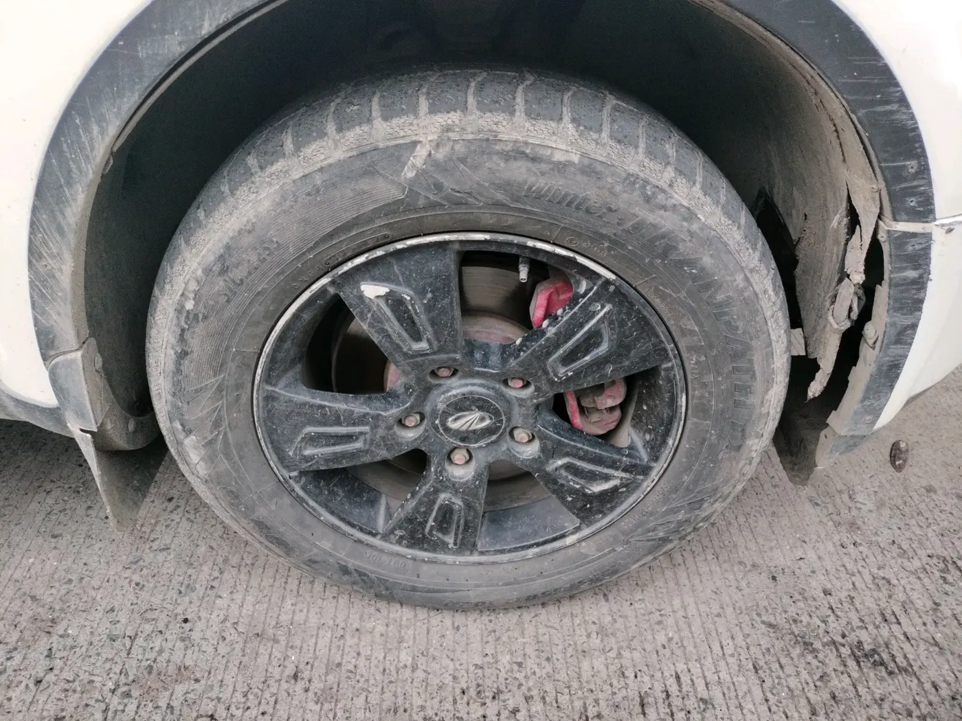 2012 Mahindra XUV500 W8, Diesel, Manual, 84,271 km, tyre