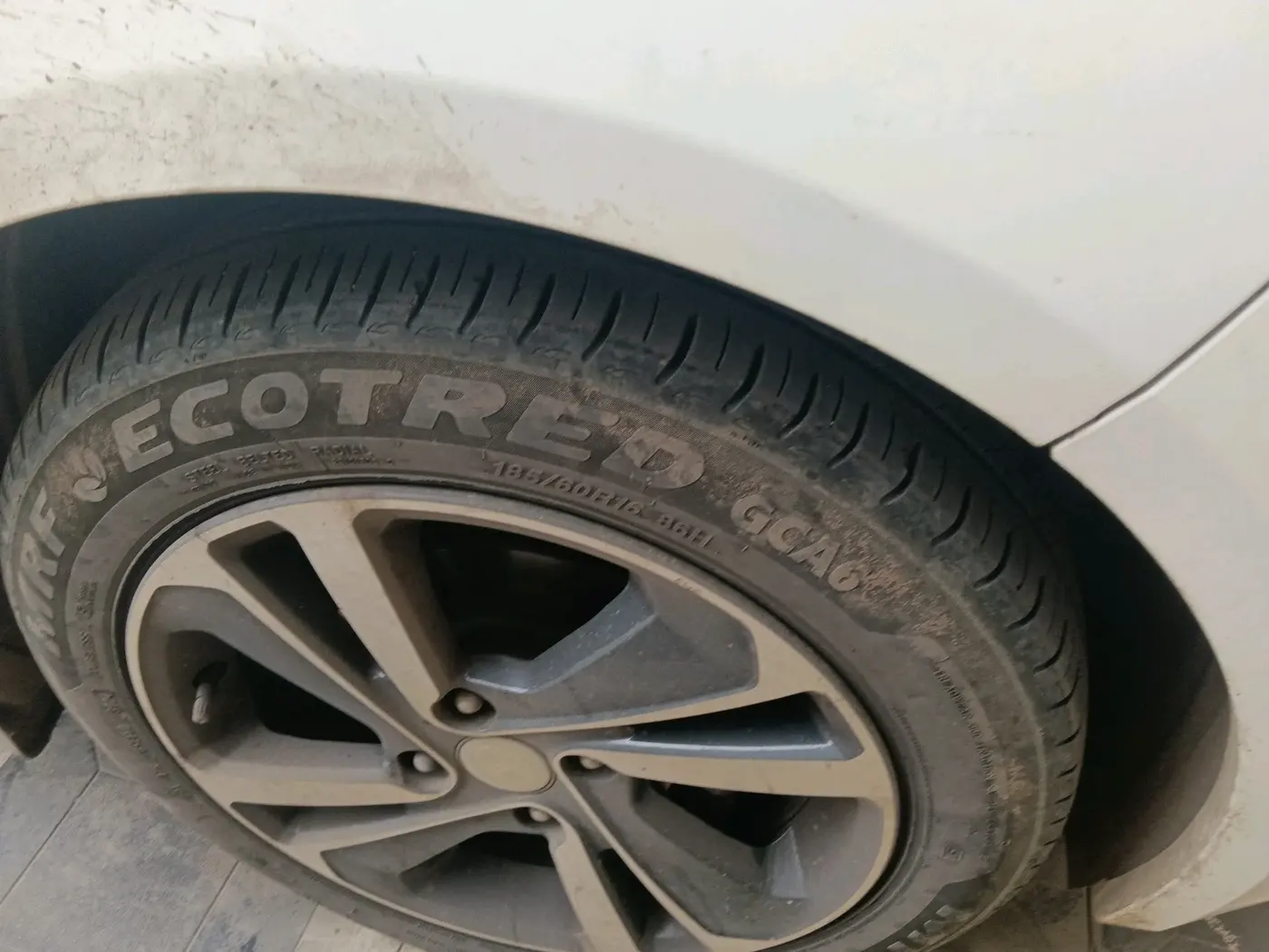 2023 Tata ALTROZ XZ PLUS SUNROOF CNG, CNG, Manual, 83,116 km, tyre