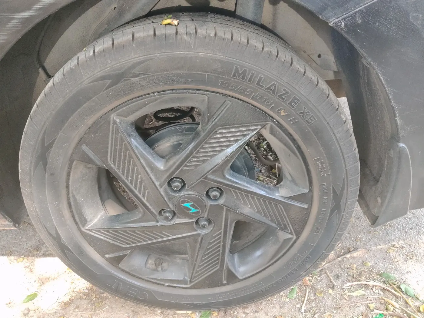2019 Hyundai Verna 1.4 EX CRDI, Diesel, Manual, 98,717 km, tyre