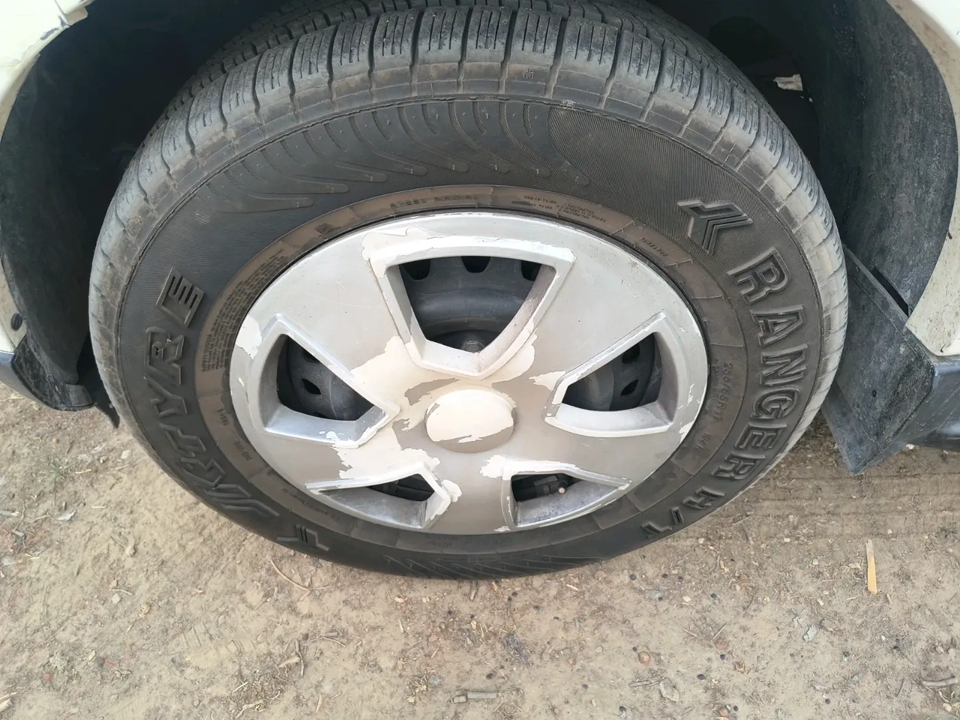 2016 Mahindra Scorpio S6 PLUS 1.99 INTELLI-HYBRID, Diesel, Manual, 74,846 km, tyre